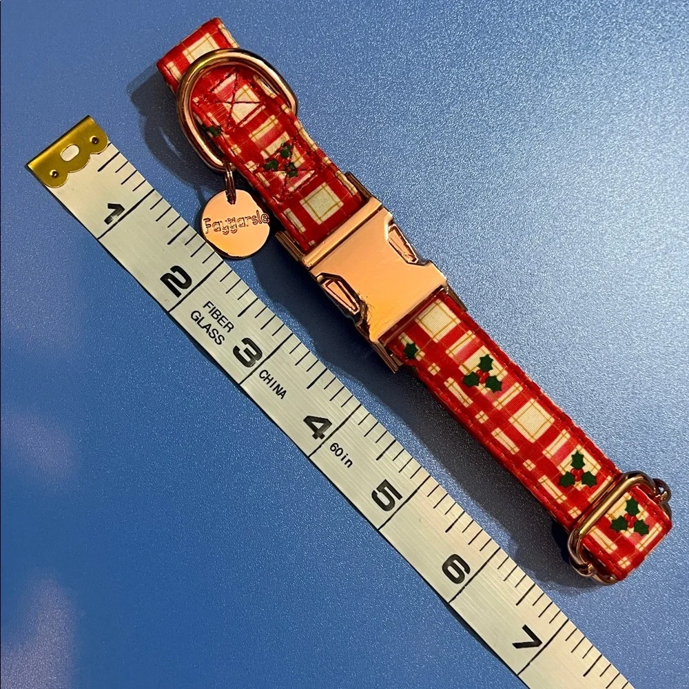 NEW Faygarsle Christmas Red Plaid Pattern Dog Collar- small